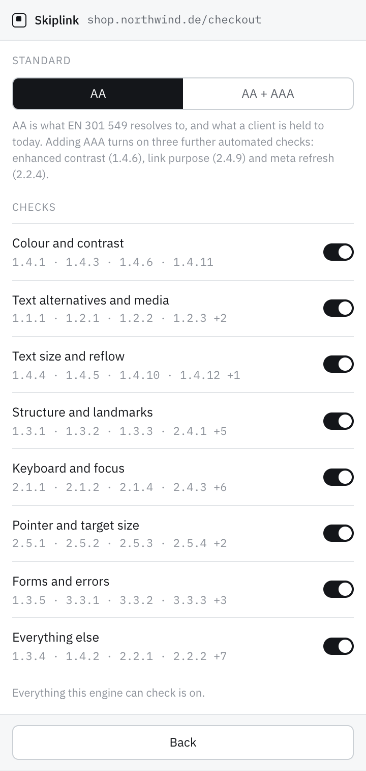 The settings screen: an AA or AA plus AAA choice and eight groups of checks with switches, each listing the criteria it covers.